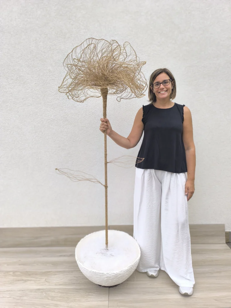 sara-artigiana-floreale-fiore-gigante